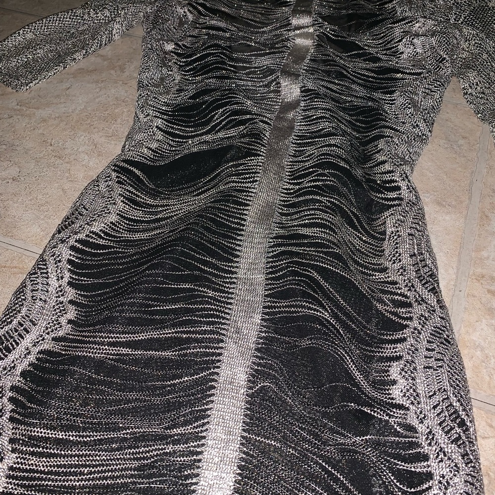 CUSTOM MADE DRESS - Picture 3 of 6